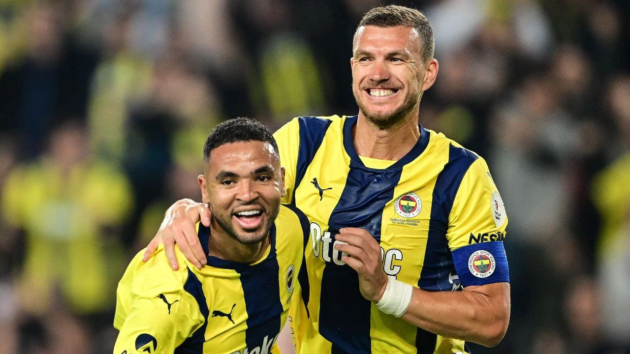 Fenerbahçe taraftarı önünde kazandı! Bodrum engelini 2 golle geçti