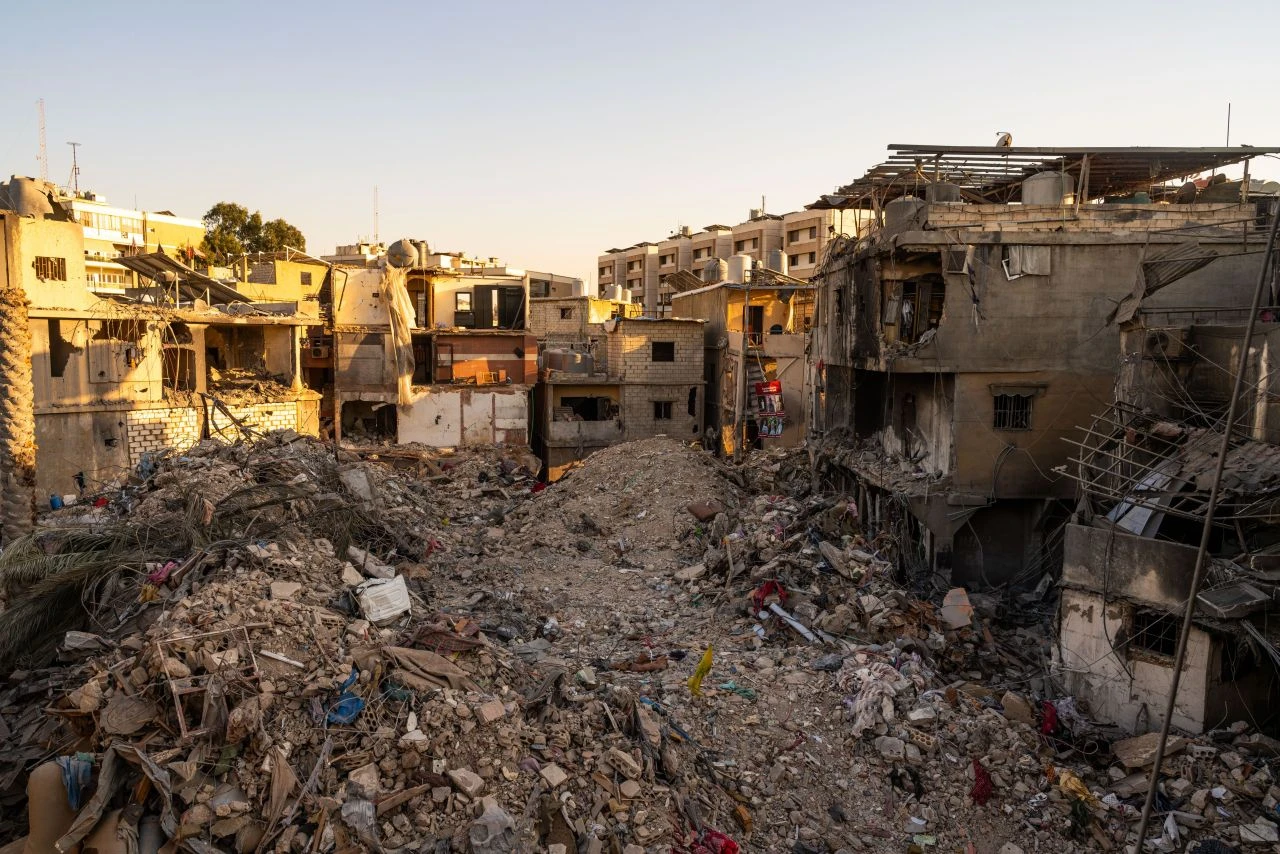 Gazze'de İsrail'den korkunç bir katliam daha! 6 bina bombalandı, onlarca kişi öldü - 1. Resim