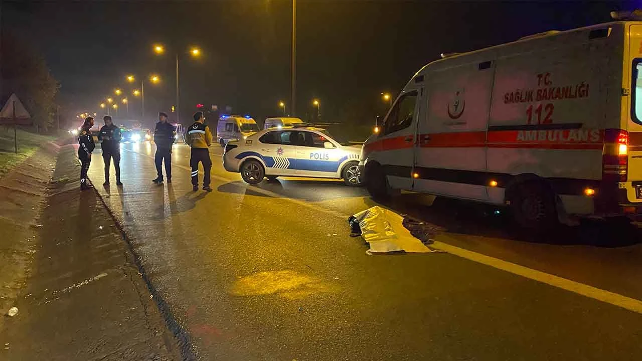 İstanbul'da motosiklet kazası: Yola savrulan 2 kişi öldü - 2. Resim