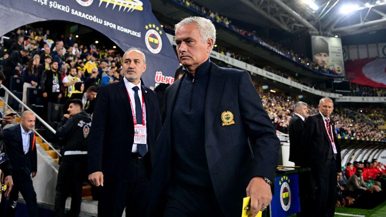 Jose Mourinho&#039;dan Trabzonspor ve hakem sözleri!