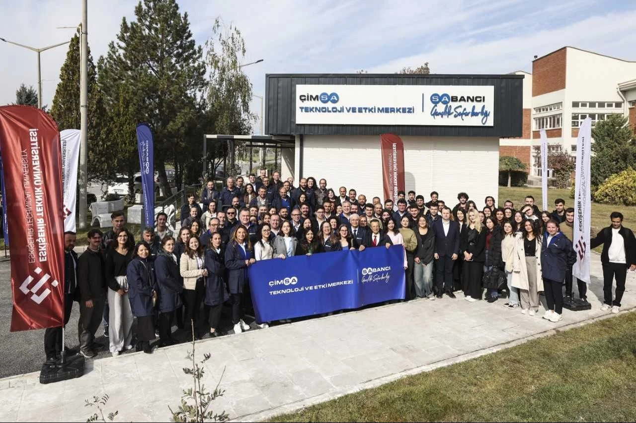 Çimsa Teknoloji ve Etki Merkezi kapılarını açtı! Beyin göçü tersine dönecek: Türkiye'nin parlayan yıldızları yuvada kalacak - 1. Resim
