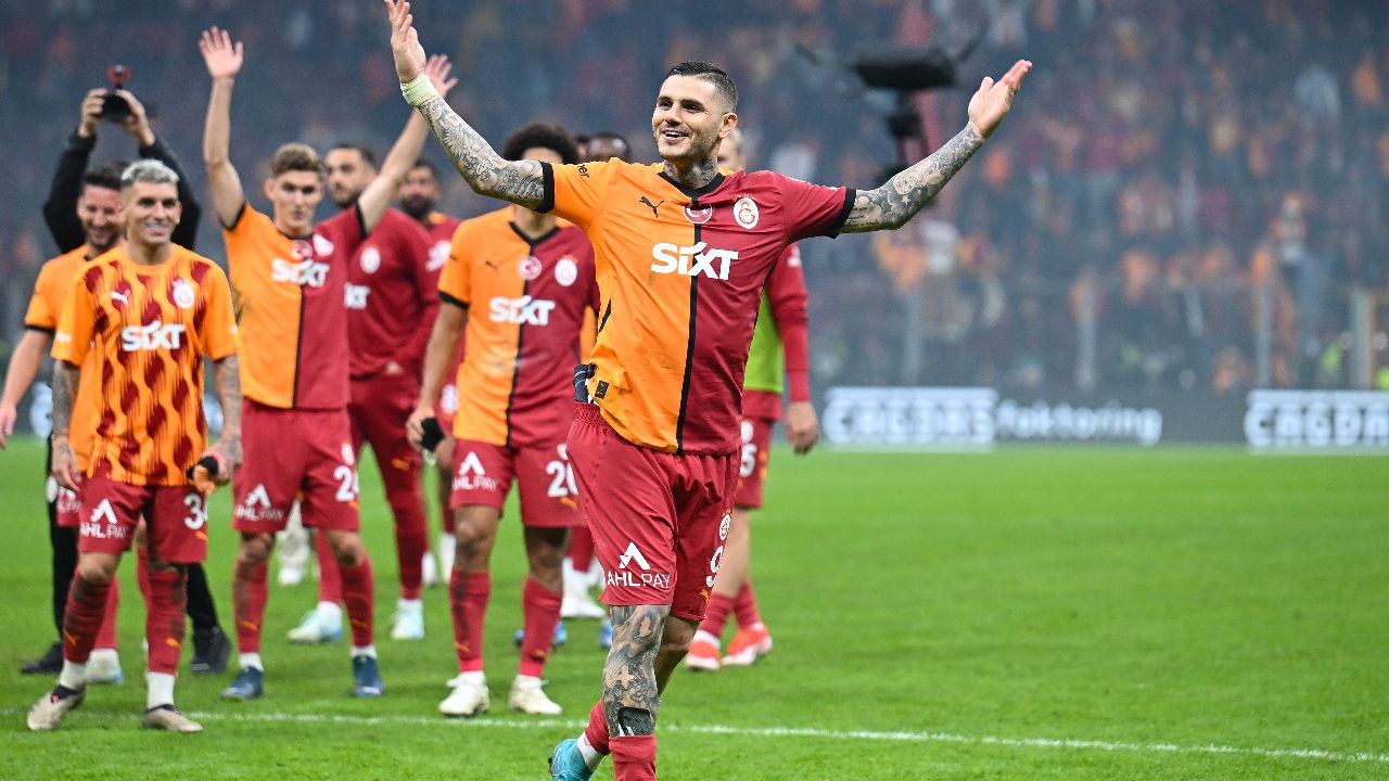 Galatasaray'dan Derbi galibiyeti sonrası paylaşımlar peş peşe geldi!