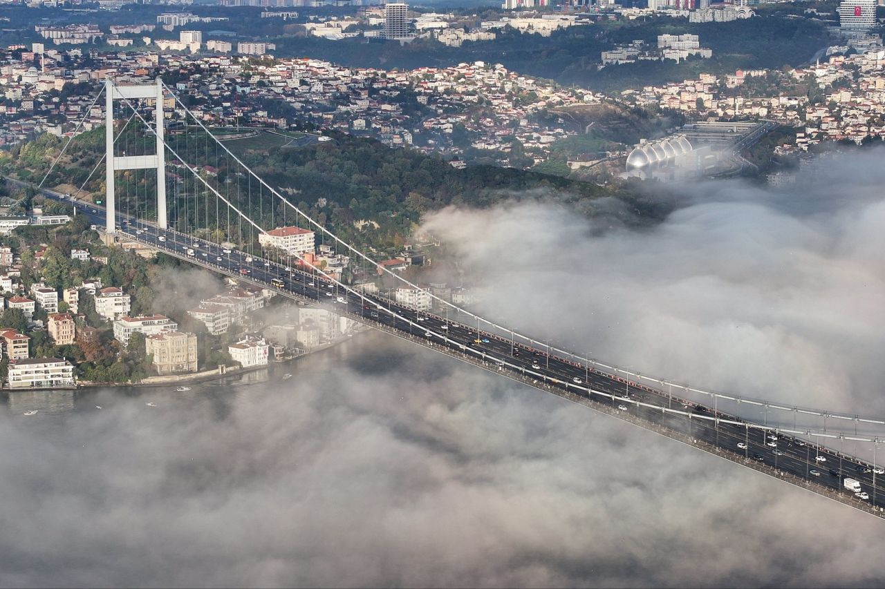 İstanbul'da kartpostallık görüntüler! Sis iki yakayı birleştirdi - 1. Resim