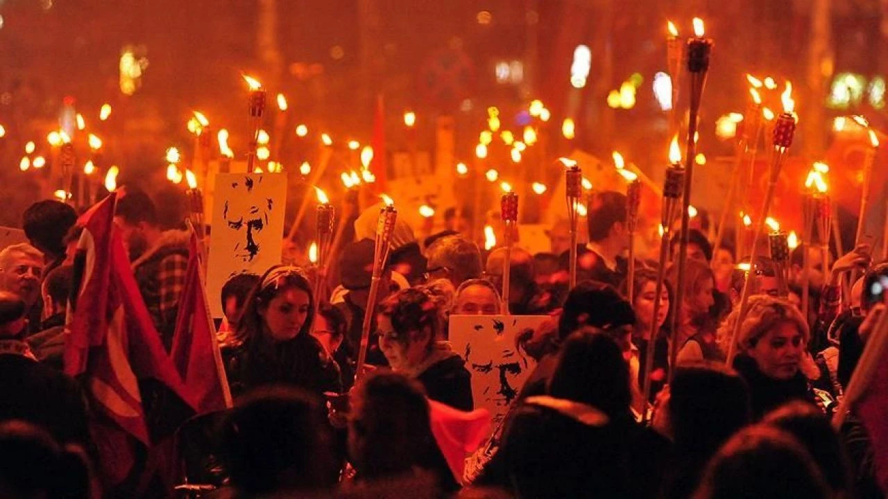 29 Ekim'de İstanbul'da fener alayının nerede ve ne zaman gerçekleştirileceği açıklandı - 1. Resim