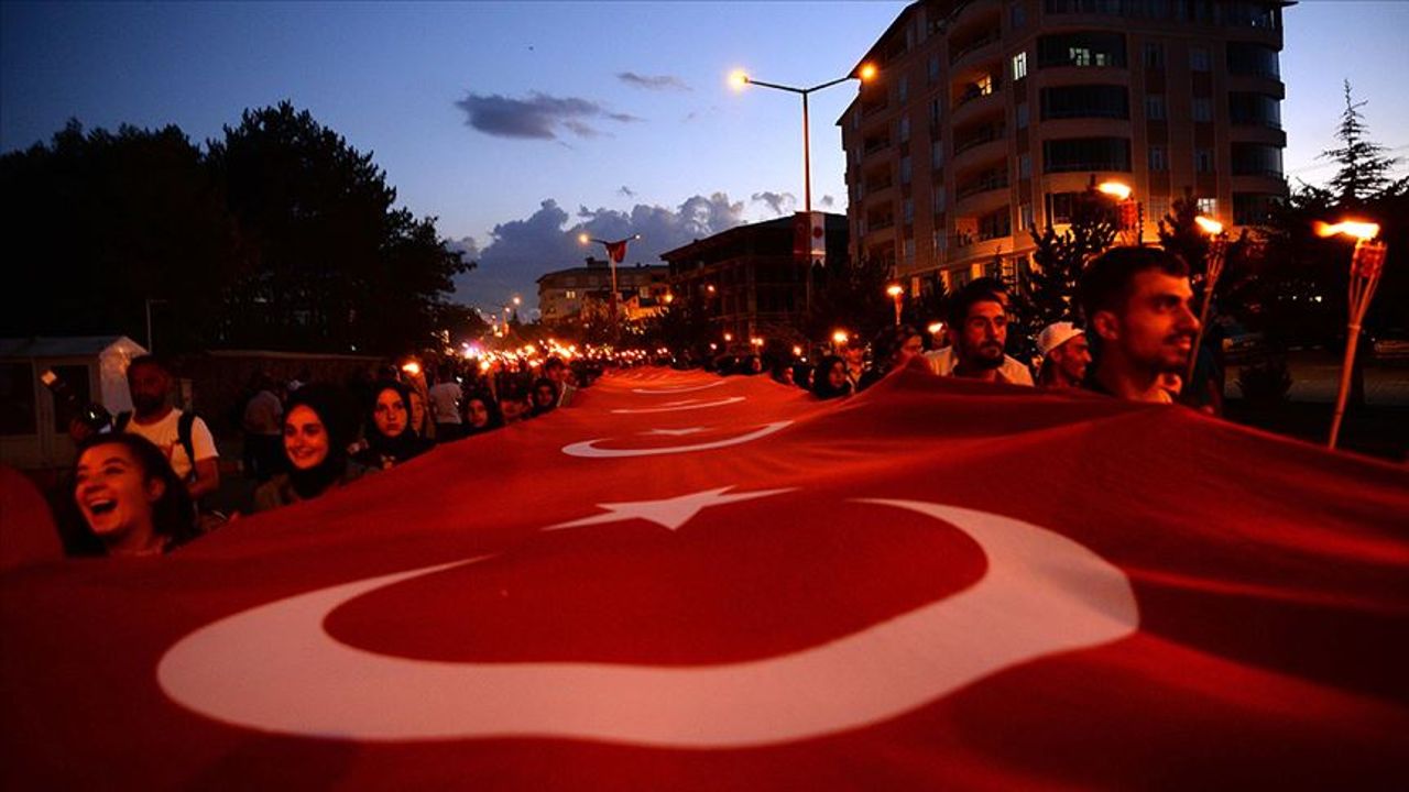 29 Ekim&#039;de İstanbul&#039;da fener alayının nerede ve ne zaman gerçekleştirileceği açıklandı