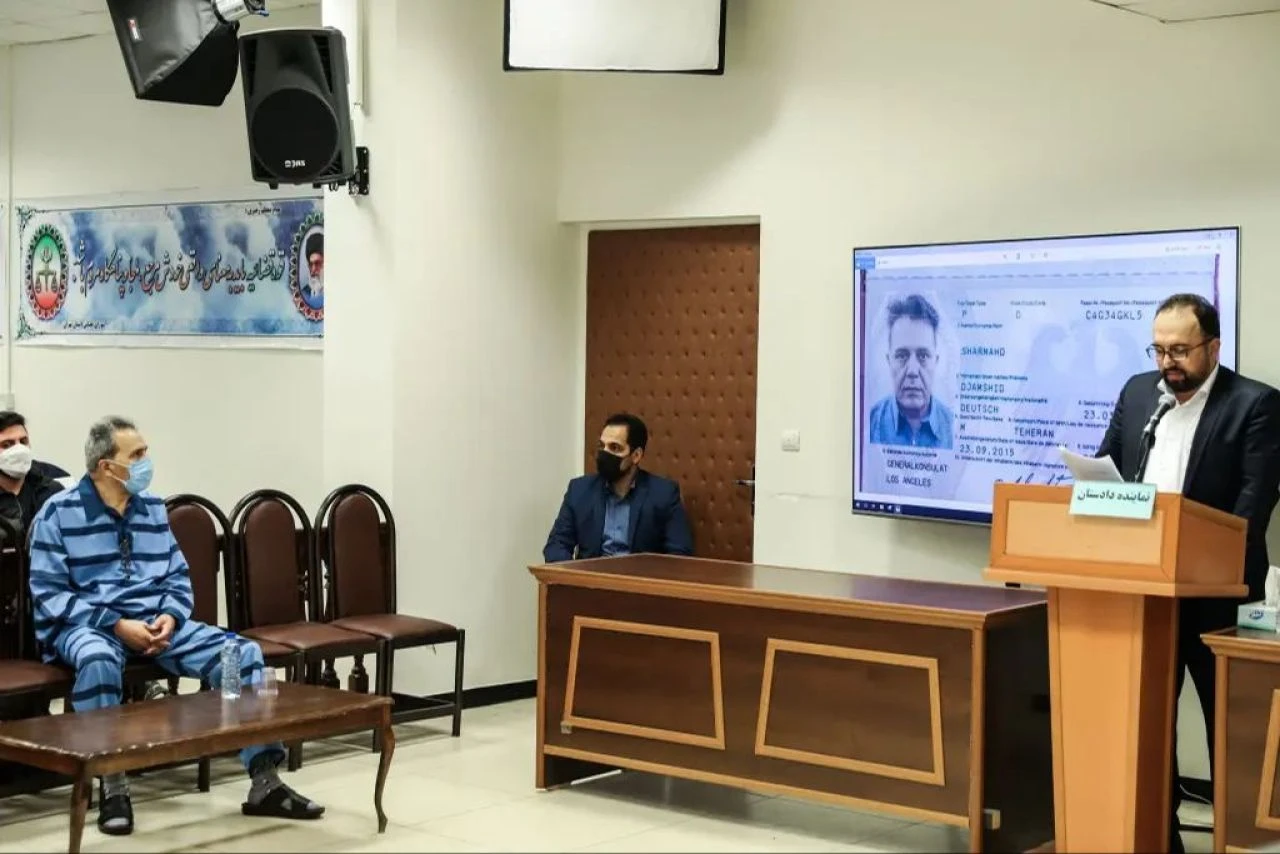 Dubai uçuşu sırasında İranlı ajanlar tarafından kaçırılan Cemşid Şarmehd'in idamına Almanya ateş püskürdü - 2. Resim