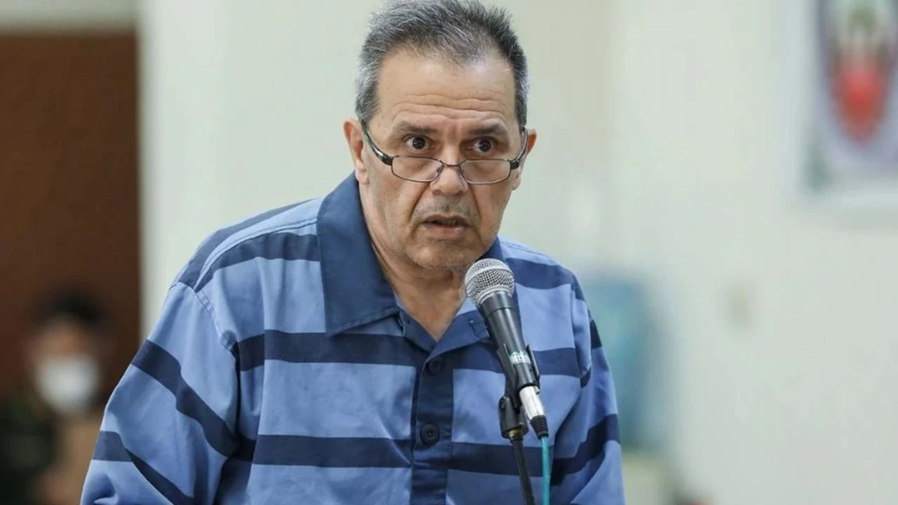 Dubai uçuşu sırasında İranlı ajanlar tarafından kaçırılan Cemşid Şarmehd'in idamına Almanya ateş püskürdü - 3. Resim