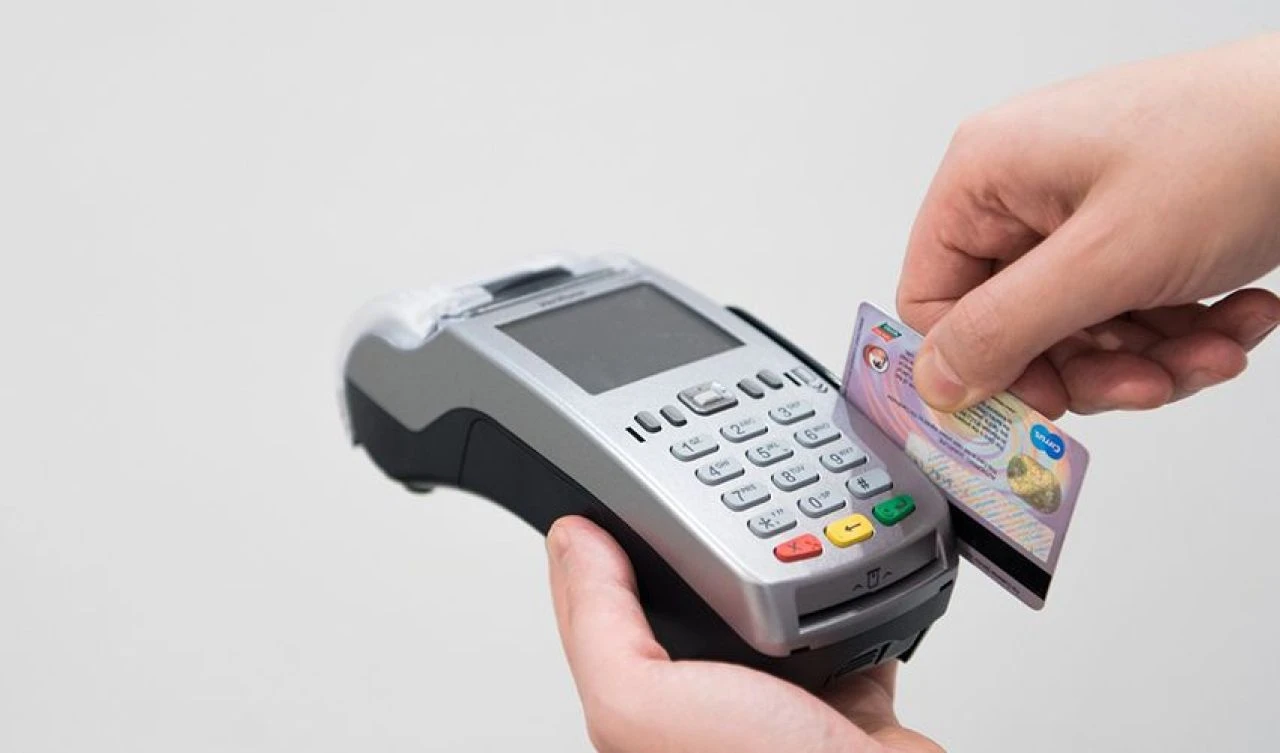 Kredi kartına komisyon oyunu! 7 bin lira altı alışverişlerde yüzde 20'ye çıktı: CİMER'e şikayet yağdı - 2. Resim