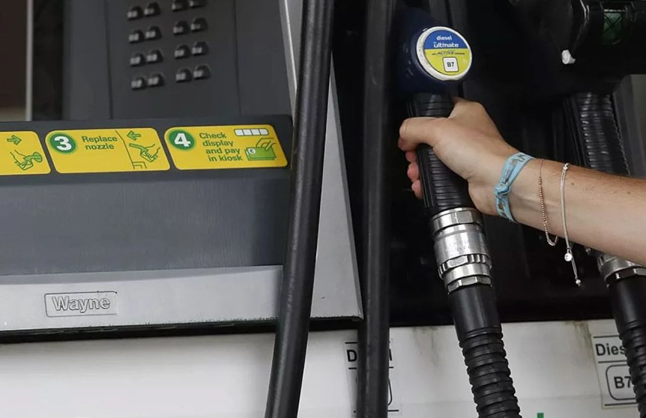 Petrol fiyatlarındaki düşüş BP’yi sert vurdu - 1. Resim