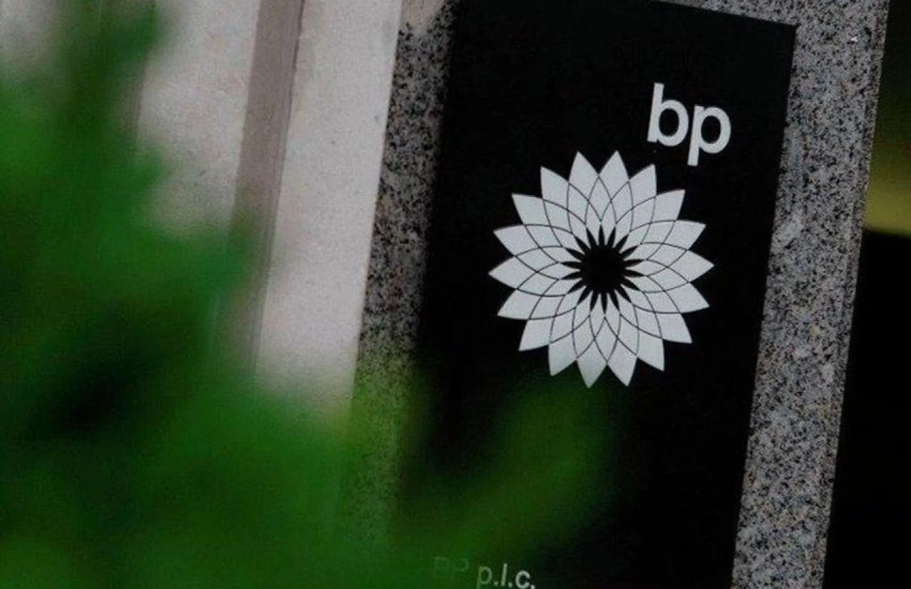Petrol fiyatlarındaki düşüş BP’yi sert vurdu - 2. Resim