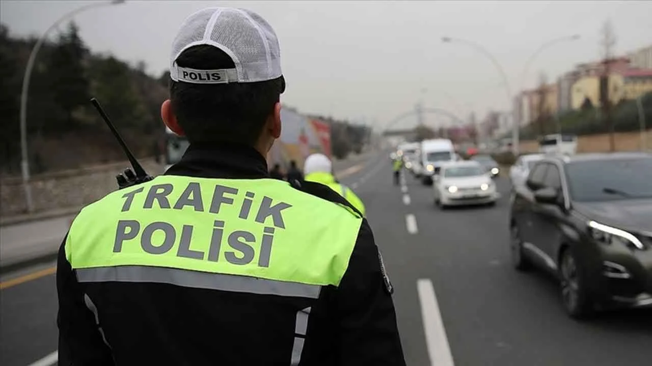 Trafiğe 29 Ekim ayarı: İstanbul ve Ankara'da bazı yollar trafiğe kapatılacak! - 1. Resim