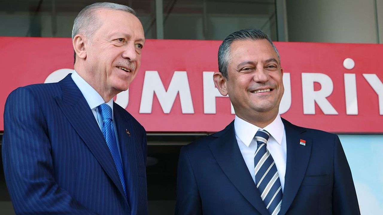 Özgür Özel&#039;den Cumhurbaşkanı Erdoğan&#039;ın teşekkürüne beklenmedik cevap! &quot;Milyonlar anladı bir sen anlayamamışsın&quot;