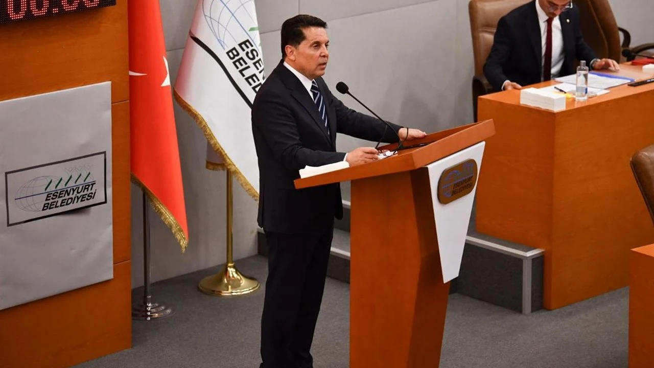 Esenyurt Belediye Başkanı Ahmet Özer'in gözaltına alınması kim olduğunu merak ettirdi - 1. Resim