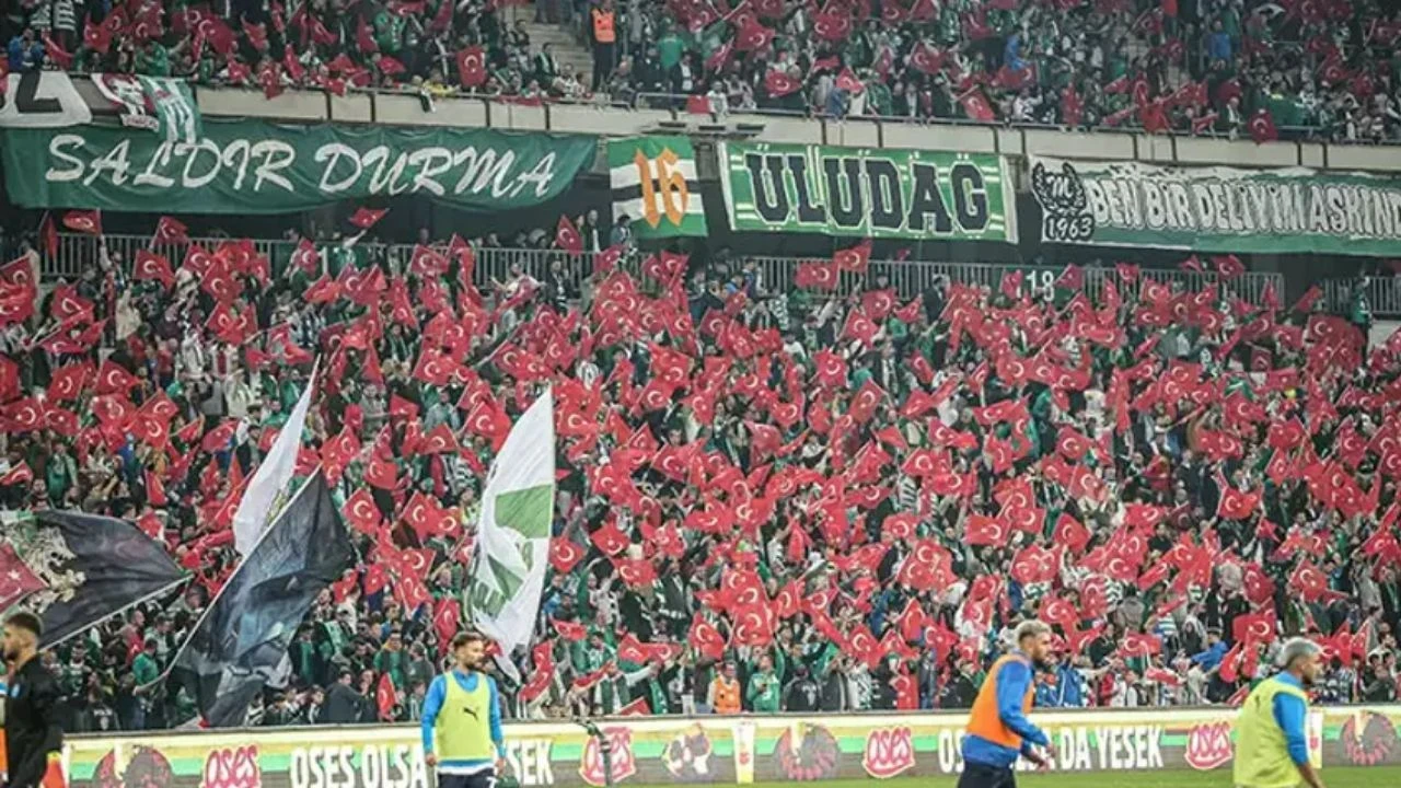 Bursaspor-Turgutluspor karşılaşmasının hangi kanalda yayınlanacağı belli oldu - 1. Resim