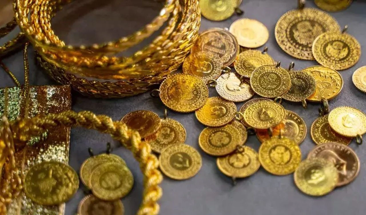 Elinde altın olanlar dikkat! İslam Memiş rekor seviye için tarih verdi: 3.700 TL olacak - 1. Resim