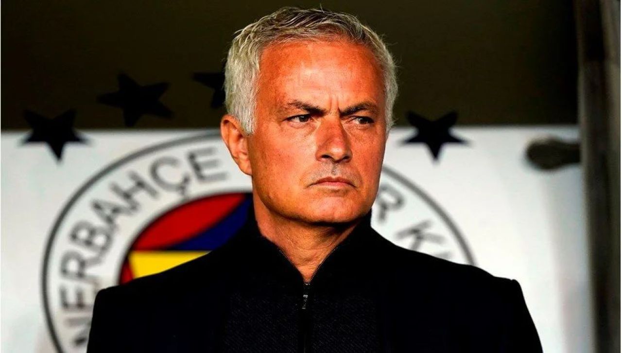 Jose Mourinho'dan kötü haber! Talihsiz anlar kameralara yansıdı - 1. Resim