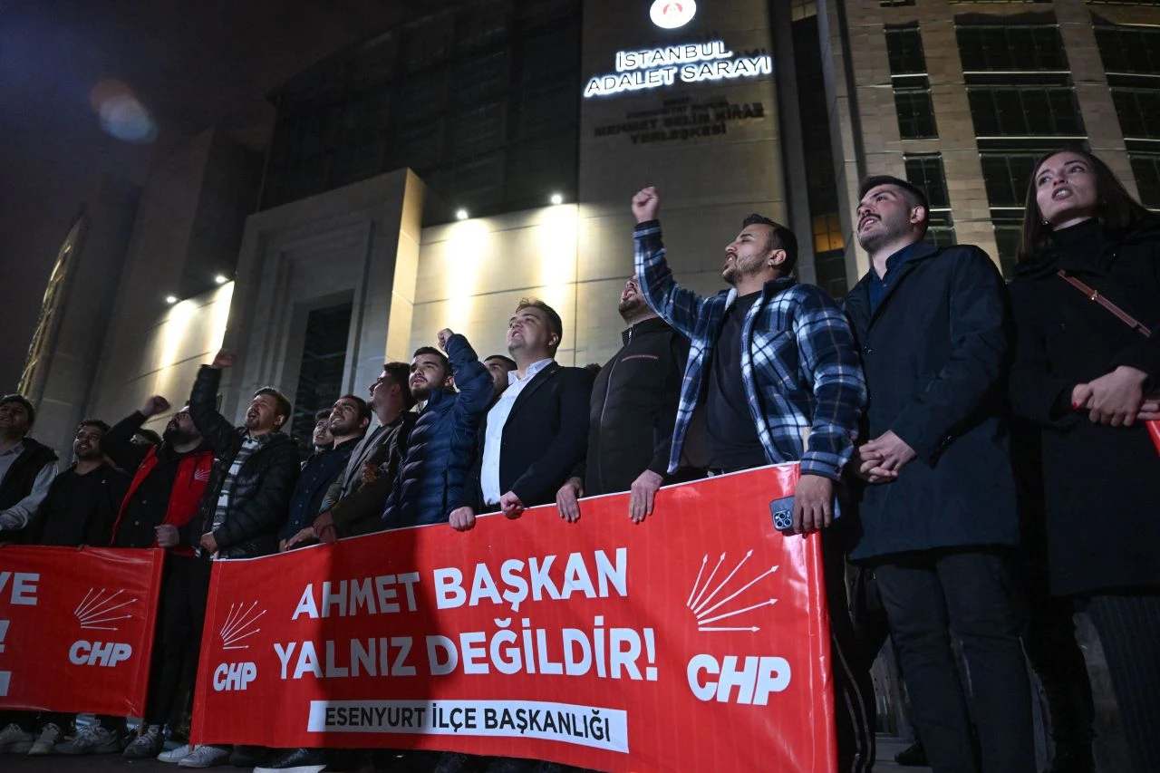 Son Dakika | Esenyurt Belediyesine Beşiktaş Kaymakamı Oğuzhan Bingöl kayyum olarak atandı iddiası! Ahmet Özer tutuklandı, CHP’den hemen açıklama geldi - 4. Resim
