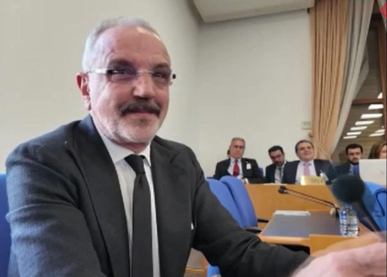 TBMM'de AK Parti ile HDP vekilleri arasında güldüren