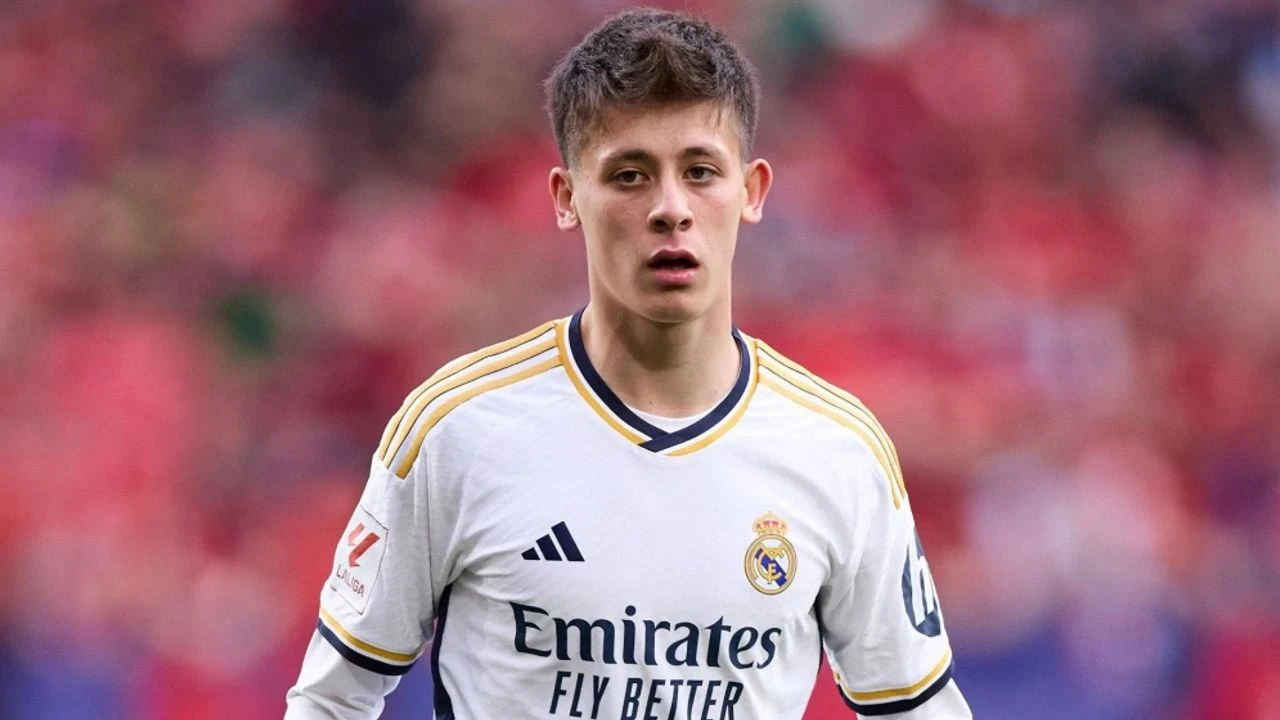 Arda Güler için İngiltere'den dev teklif! Real Madrid değerlendirmeye aldı