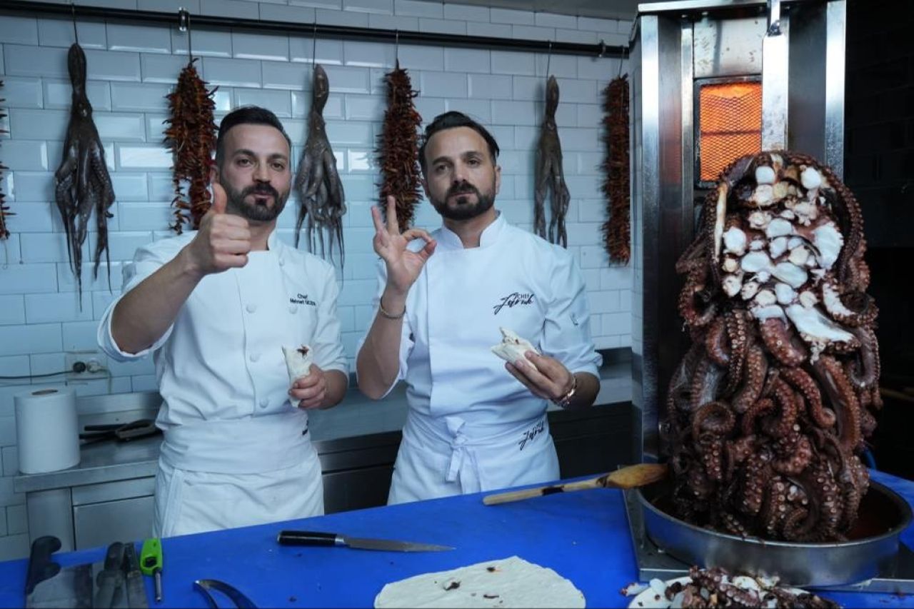 Denizi olmayan Ankara'da bunu da yaptılar! Ahtapot döner çılgınlığına rağbet büyük - 3. Resim