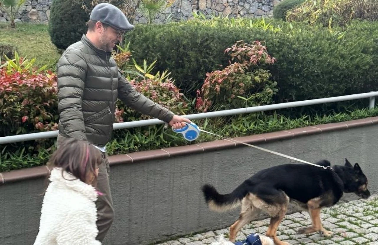 Engin Altan Düzyatan soru karşısında duygulandı! "Odama bile çıkamıyorum"
