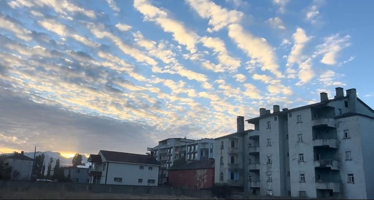 Hakkari’de 'Sirrokümülüs bulutları' heyecanı: Görsel şölen sundu! - 1. Resim