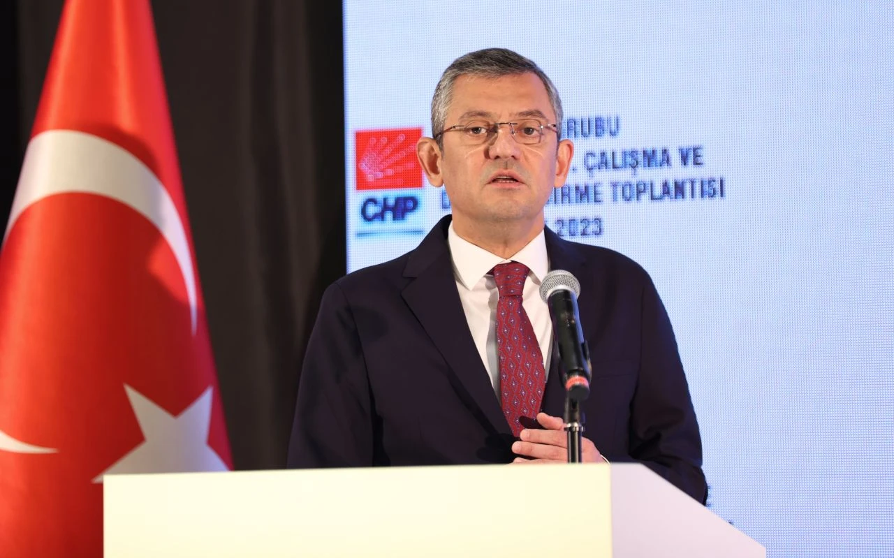 Özgür Özel sessizliğini bozdu! Esenyurt mitingine katılmayan 3 belediye başkanının gerekçesini açıkladı - 2. Resim