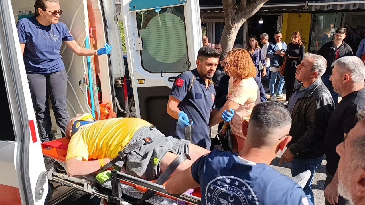 Antalya'da yaya geçidinde kaza! Alman turist şoka girdi: 'Bizimkiler olsa 2 saat ağlardı' - 2. Resim