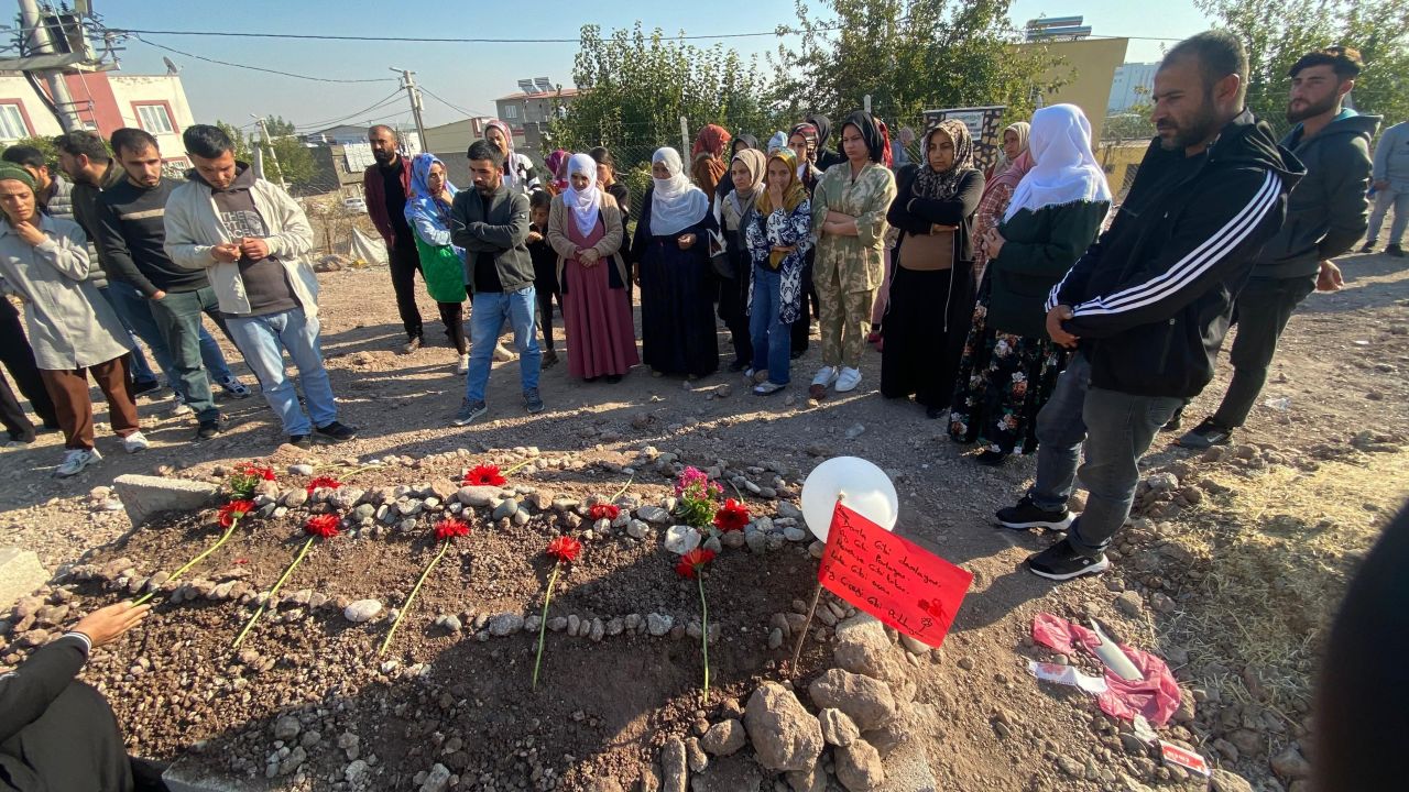 Burun ameliyatı için gittiği hastanede hayatını kaybetmişti! Damla'nın yengesinden çarpıcı iddialar - 2. Resim