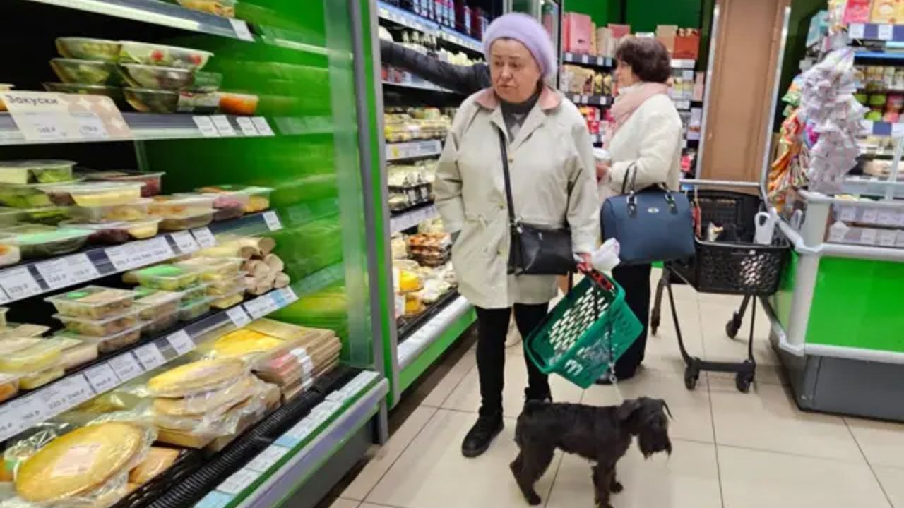 Rusya&#039;da tereyağ krizi! Fiyatları tavan yaptı hırsızlık başladı