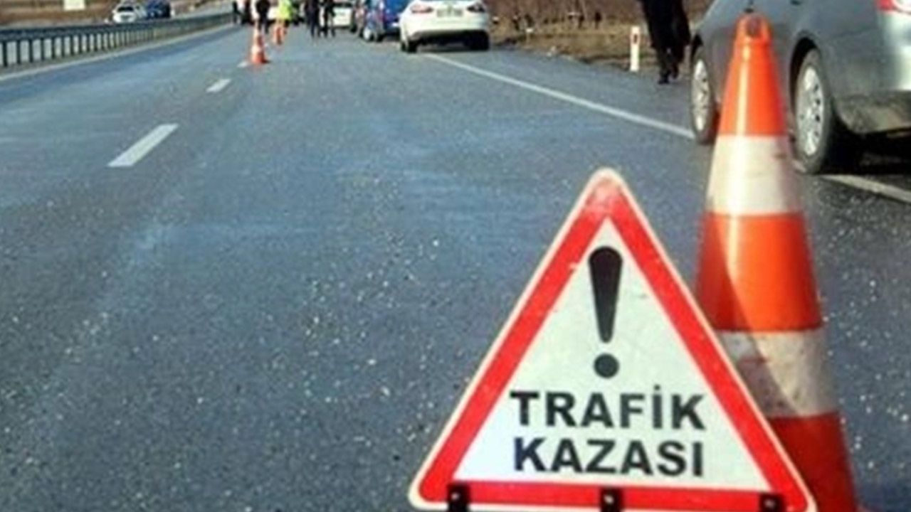 Ankara&#039;da kafa kafaya çarpışan otomobil kazasında üzen haber: 3 ölü