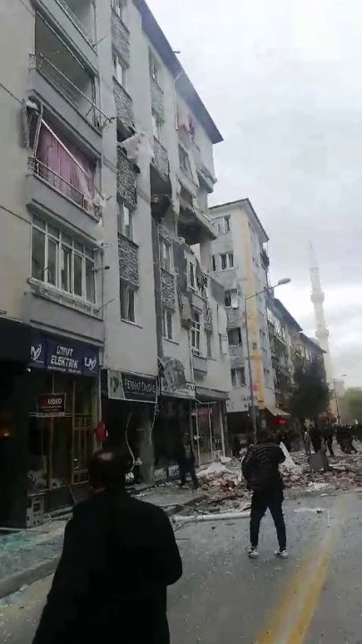 Çorum patlama sesiyle sarsıldı! Ölü ve yaralılar var - 3. Resim