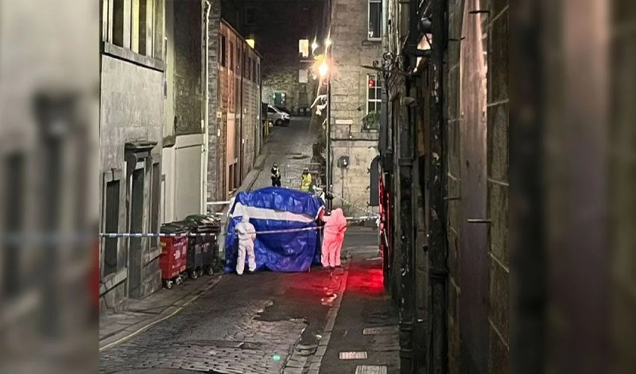 Duyanlar şaka sandı! Sokaktaki kesik baş ülkeyi ayağa kaldırdı - 2. Resim