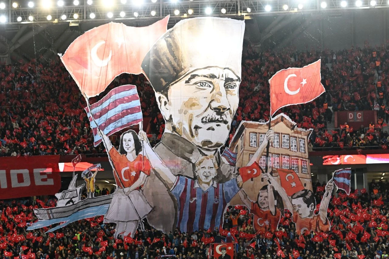 Trabzonspor - Fenerbahçe maçı canlı anlatım - 2. Resim