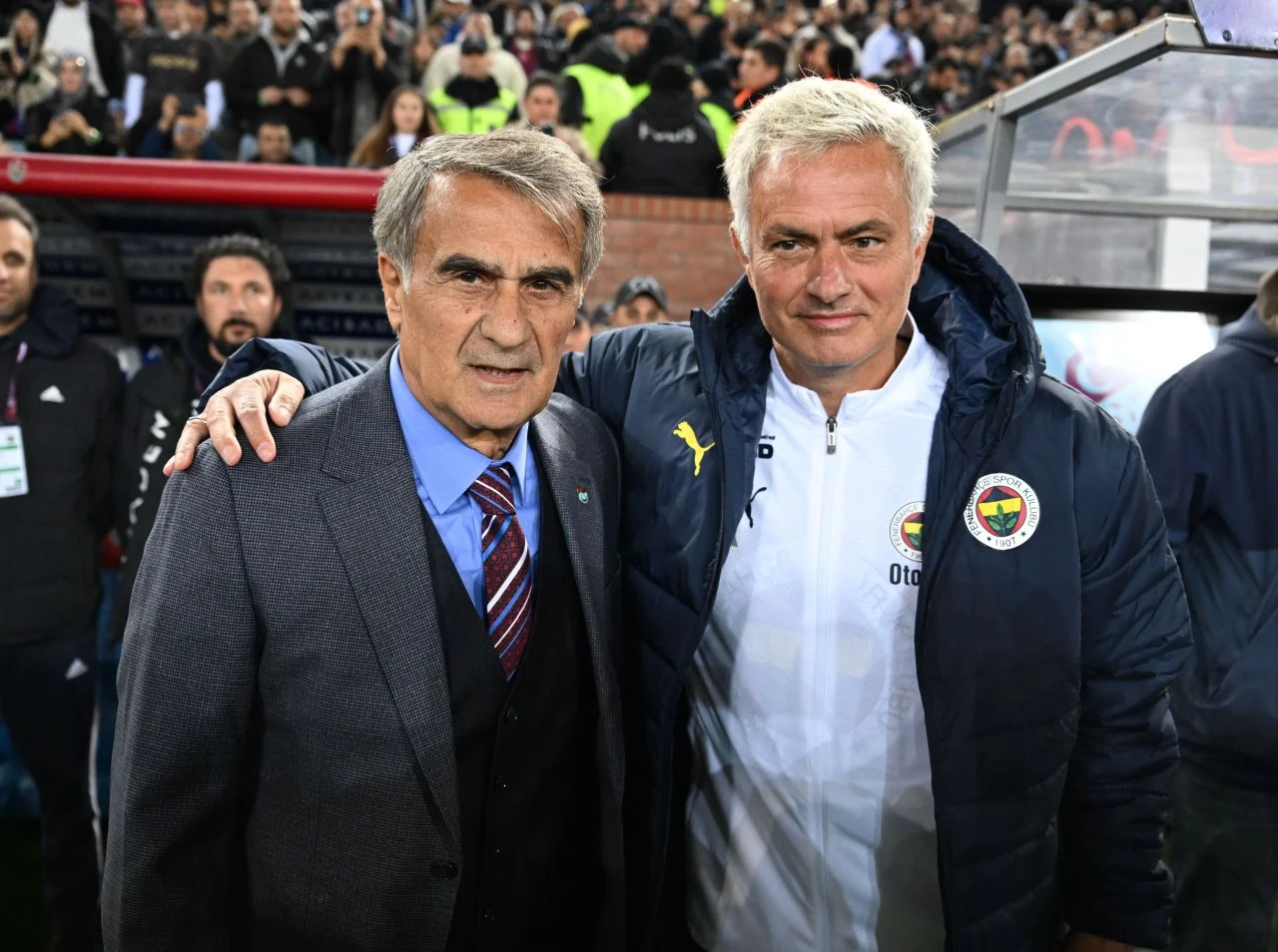 Trabzonspor - Fenerbahçe maçı canlı anlatım - 4. Resim