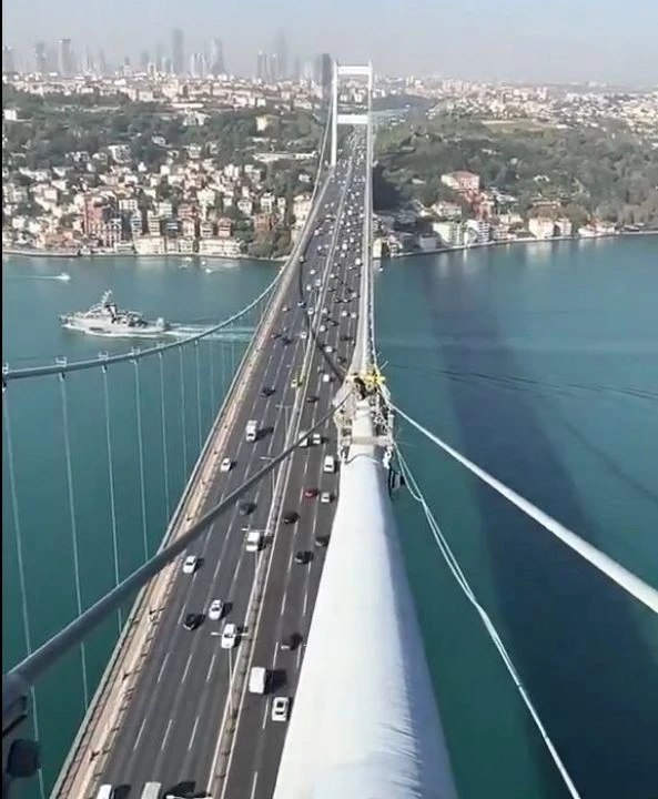 Köprü bakım görevlisinin paylaştığı video gündem oldu: "İzlerken bile gerildim"
