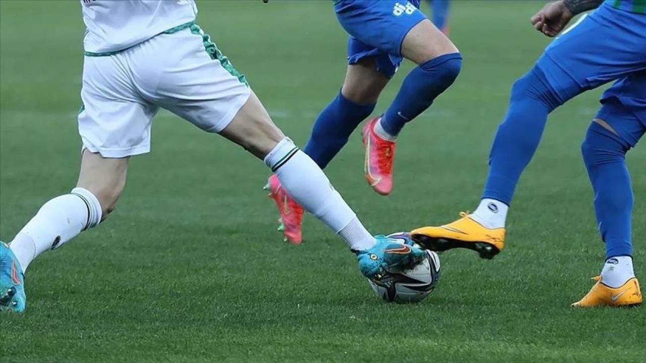 AZ Alkmaar'ın hangi ülkenin takımı olduğu gündeme geldi - 1. Resim