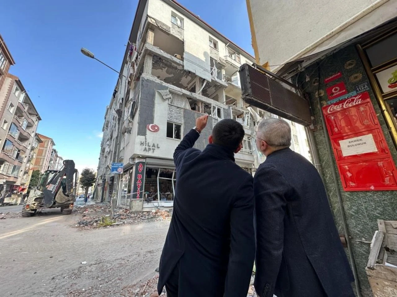Çorum'daki patlamada ağır bilanço! Vali Ali Çalgan açıkladı: 15 binada hasar var - 2. Resim
