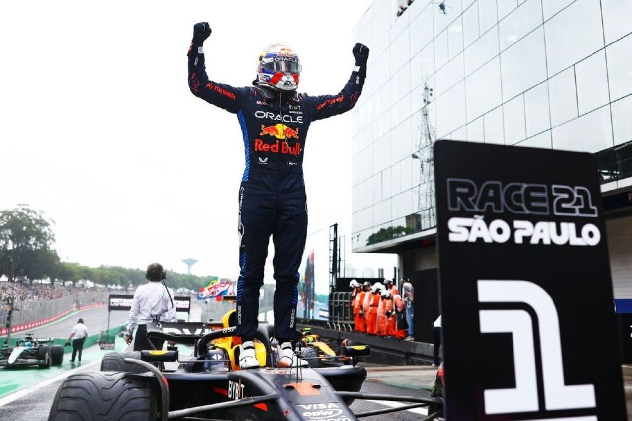 Formula 1 Brezilya GP’de damalı bayrağı ilk sırada Max Verstappen gördü - 1. Resim