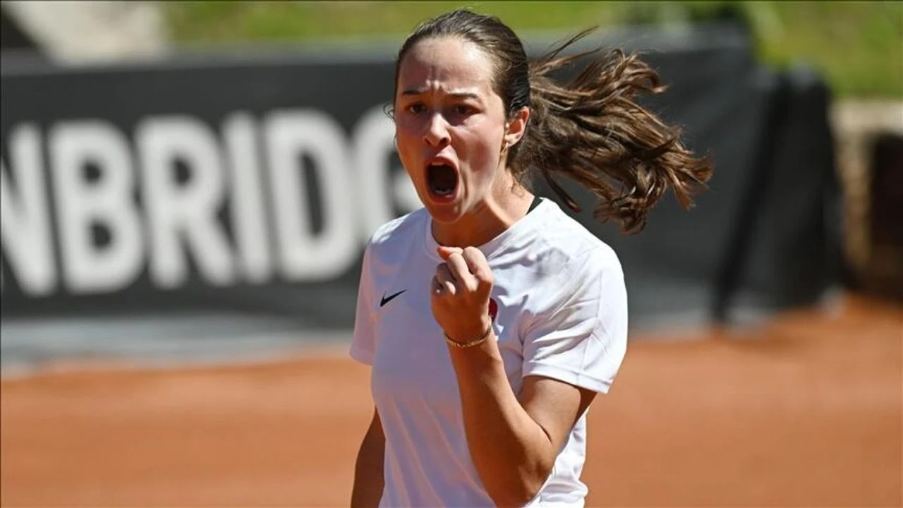 Milli Tenisçi Zeynep Sönmez kimdir? Kariyerinde ilk kez WTA şampiyonu oldu - 5. Resim