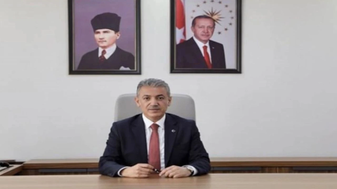 Son Dakika | Mardin Büyükşehir Belediyesi, Batman Belediyesi ve Şanlıurfa Halfeti Belediyesi'ne kayyum atandı! Ahmet Türk üçüncü kez görevden alındı