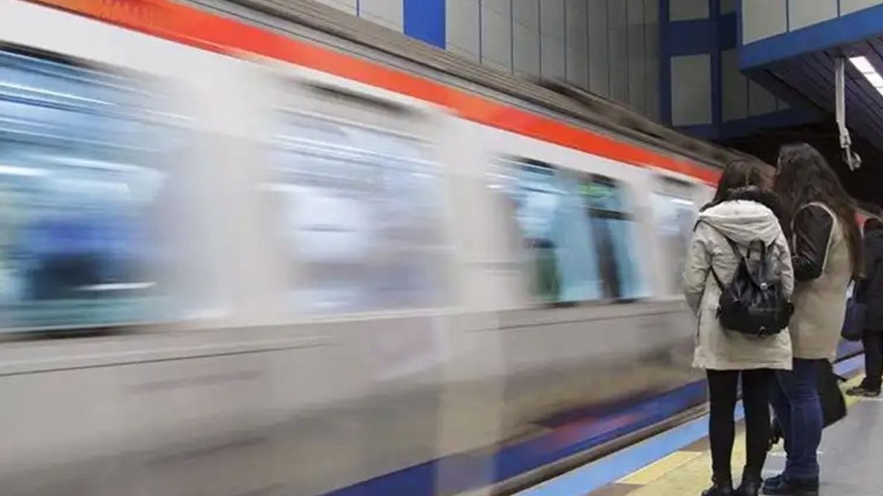 Üsküdar-Samandıra Metro Hattı&#039;nda arıza: Yoğunluk yaşandı