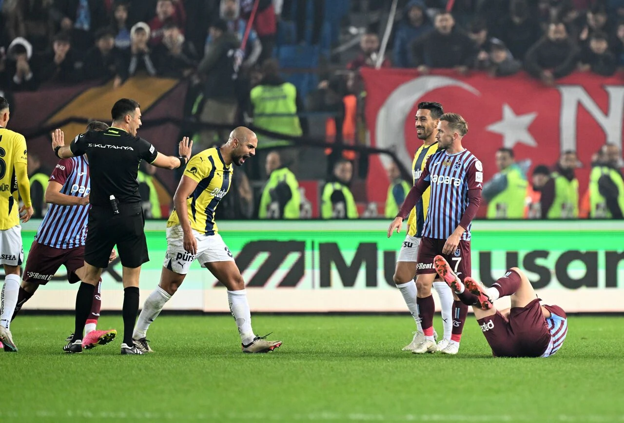 Yabancı hakem sistemi gündemde! TFF derbiden sonra toplanma kararı aldı - 1. Resim