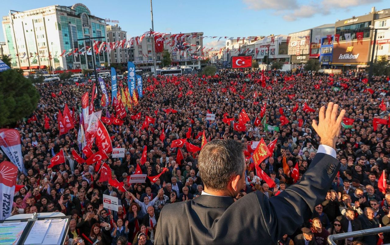 CHP ve DEM Parti arasındaki miting krizinin fitili ateşleniyor! Pervin Buldan'dan Burcu Köksal'a cevap - 1. Resim