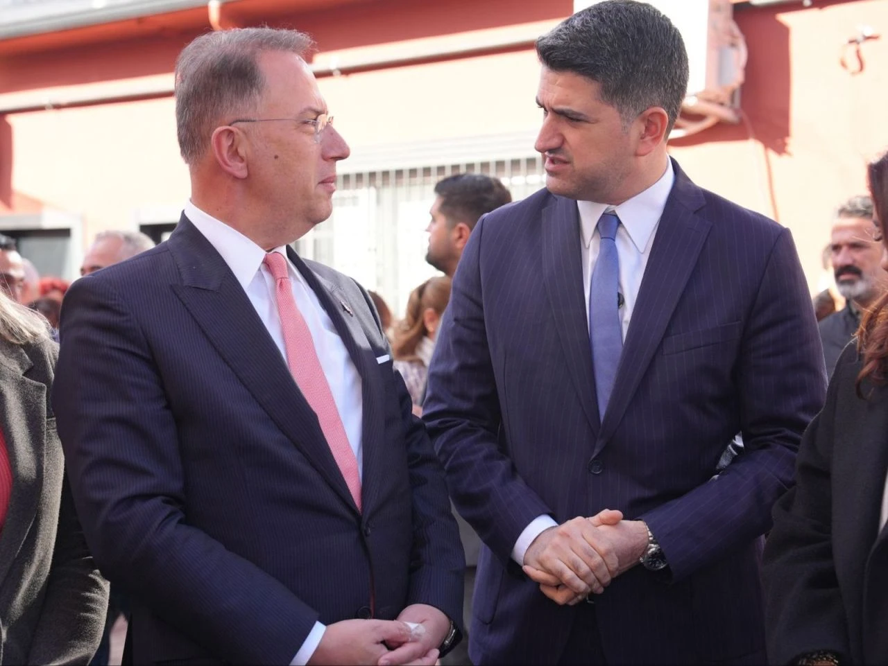 Ataşehir Belediyesi’nden öğrencilere 65 bin adet beslenme paketi!