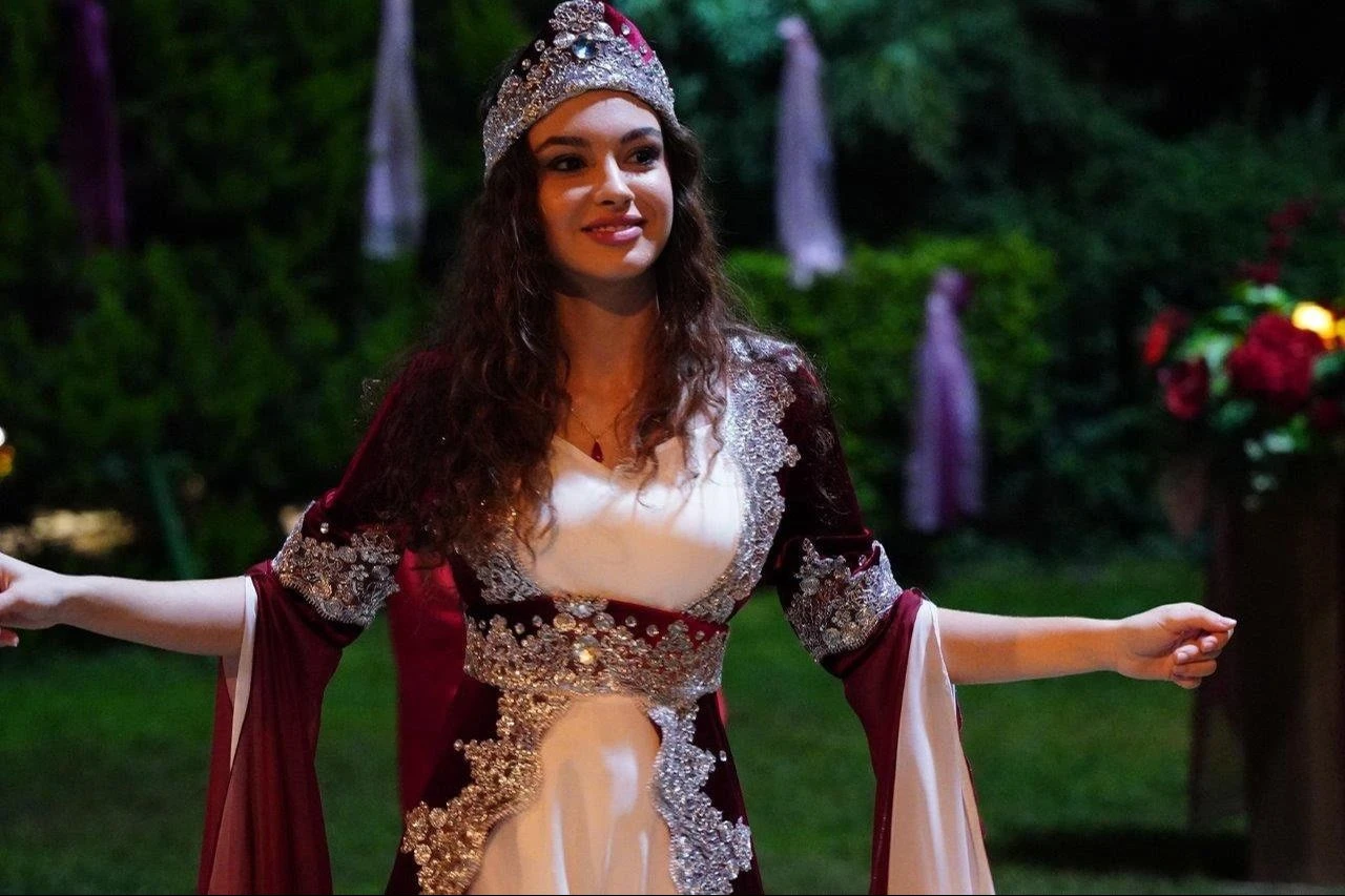 Bir Gece Masalı'nda Sıla karakteri diziden ayrılıyor - 2. Resim