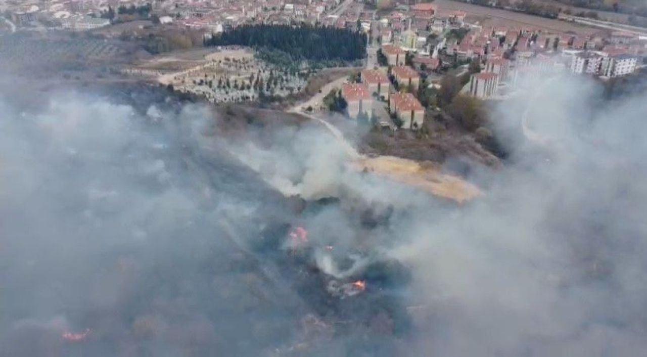 Çanakkale'de orman yangını: Ekipler harekete geçti - 1. Resim