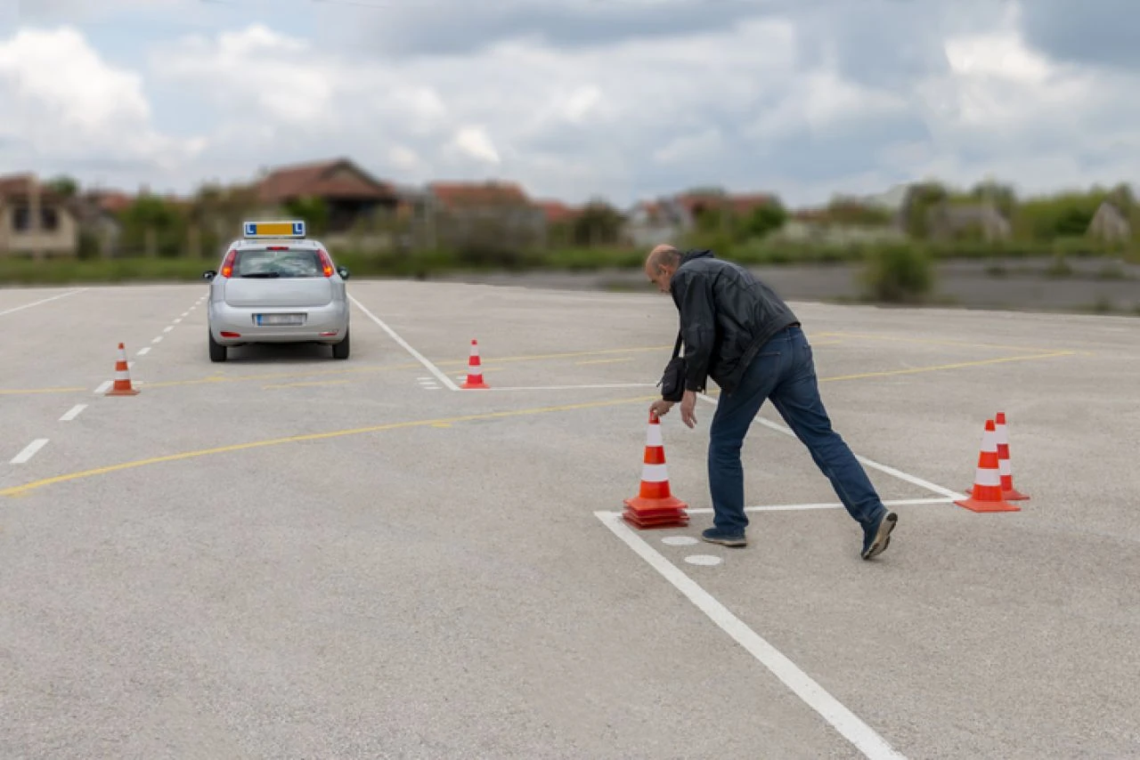 D1 sınıfı ehliyet hangi araçları kullanır hangilerini kullanamaz? - 1. Resim