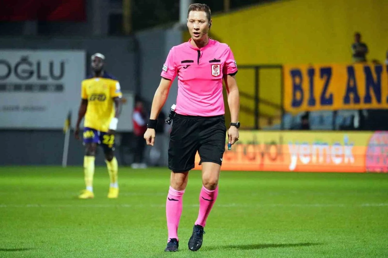 TFF Başakşehir-Beşiktaş maçında hakemin kim olacağını duyurdu