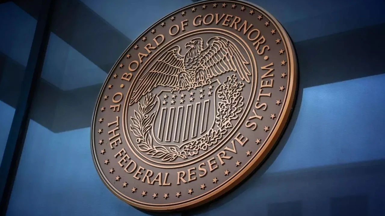 Fed faiz kararı sonrası altın ve Bitcoin'de hareketlilik! ABD seçimlerinin ardından düşüş göstermişti - 1. Resim